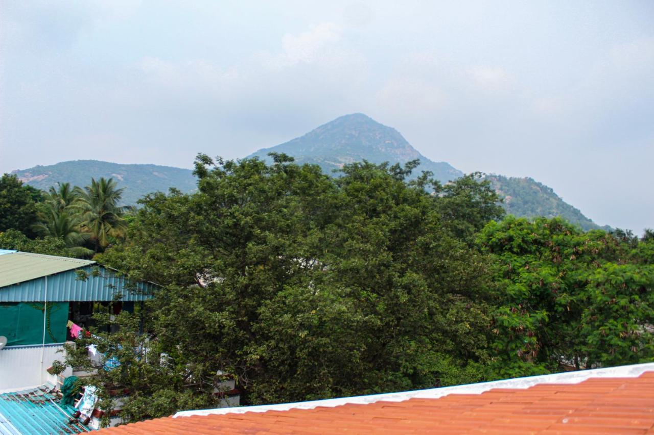 Dwaraka Guest House Tiruvannamalai Exterior photo