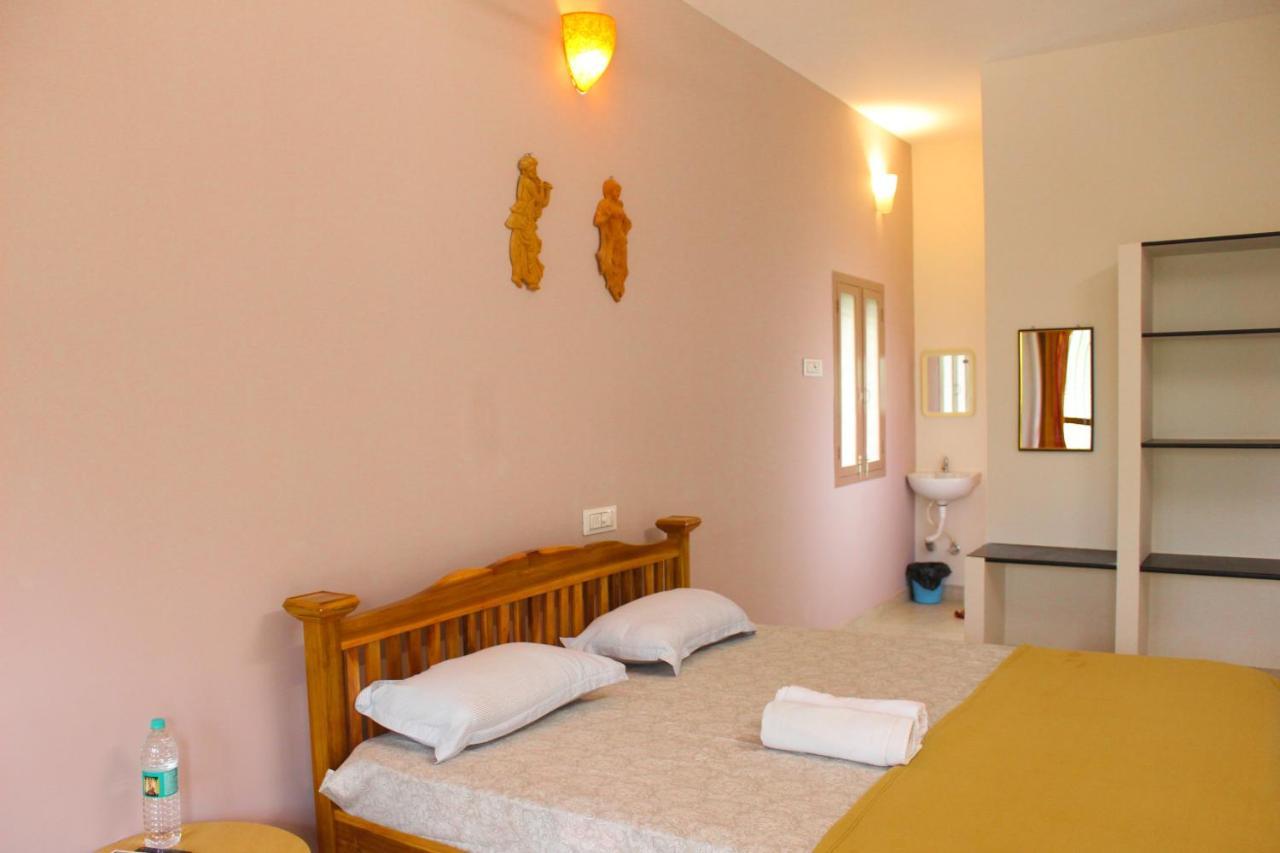 Dwaraka Guest House Tiruvannamalai Exterior photo