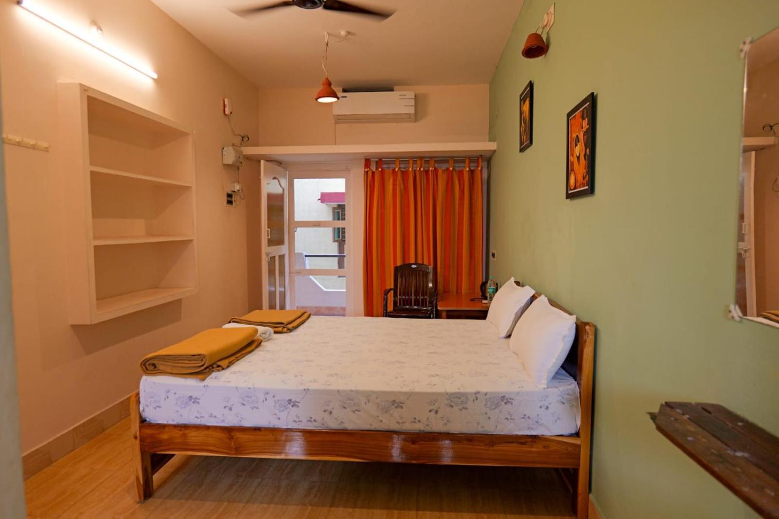 Dwaraka Guest House Tiruvannamalai Exterior photo